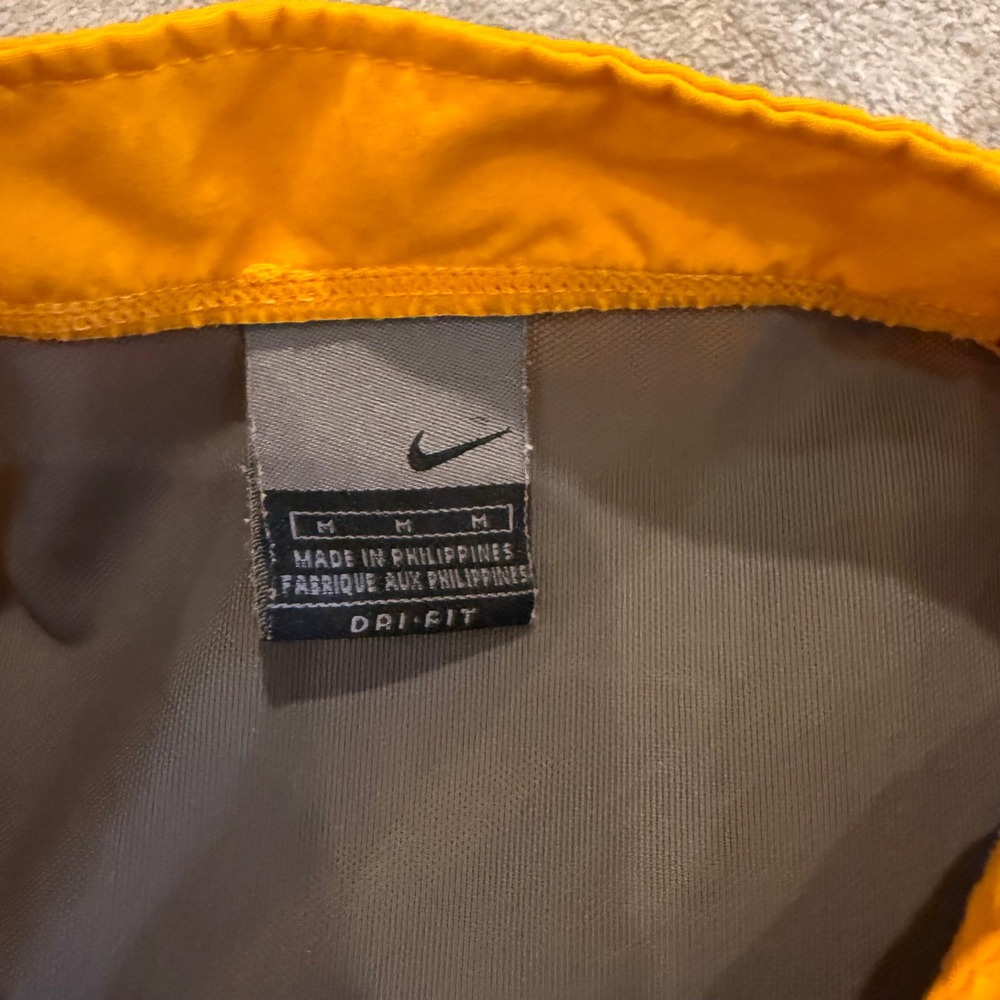 Nike Dri Fit Mens Athletic Running Cycling Shirt Size M Orange Gray Short Sleeve - Picture 5 of 8